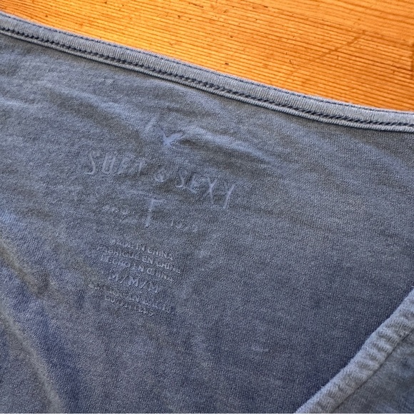 SOFT & SEXY American Eagle Outfitters embroidered flowers V neck M distressed - Picture 8 of 8